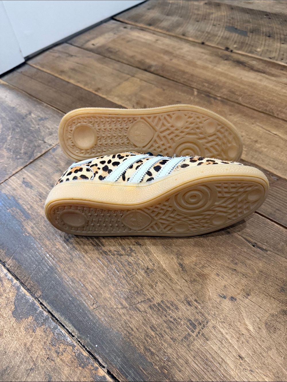 ADIDAS Handball Spezial. leopard / animal
print. size 6. - Picture 5 of 7